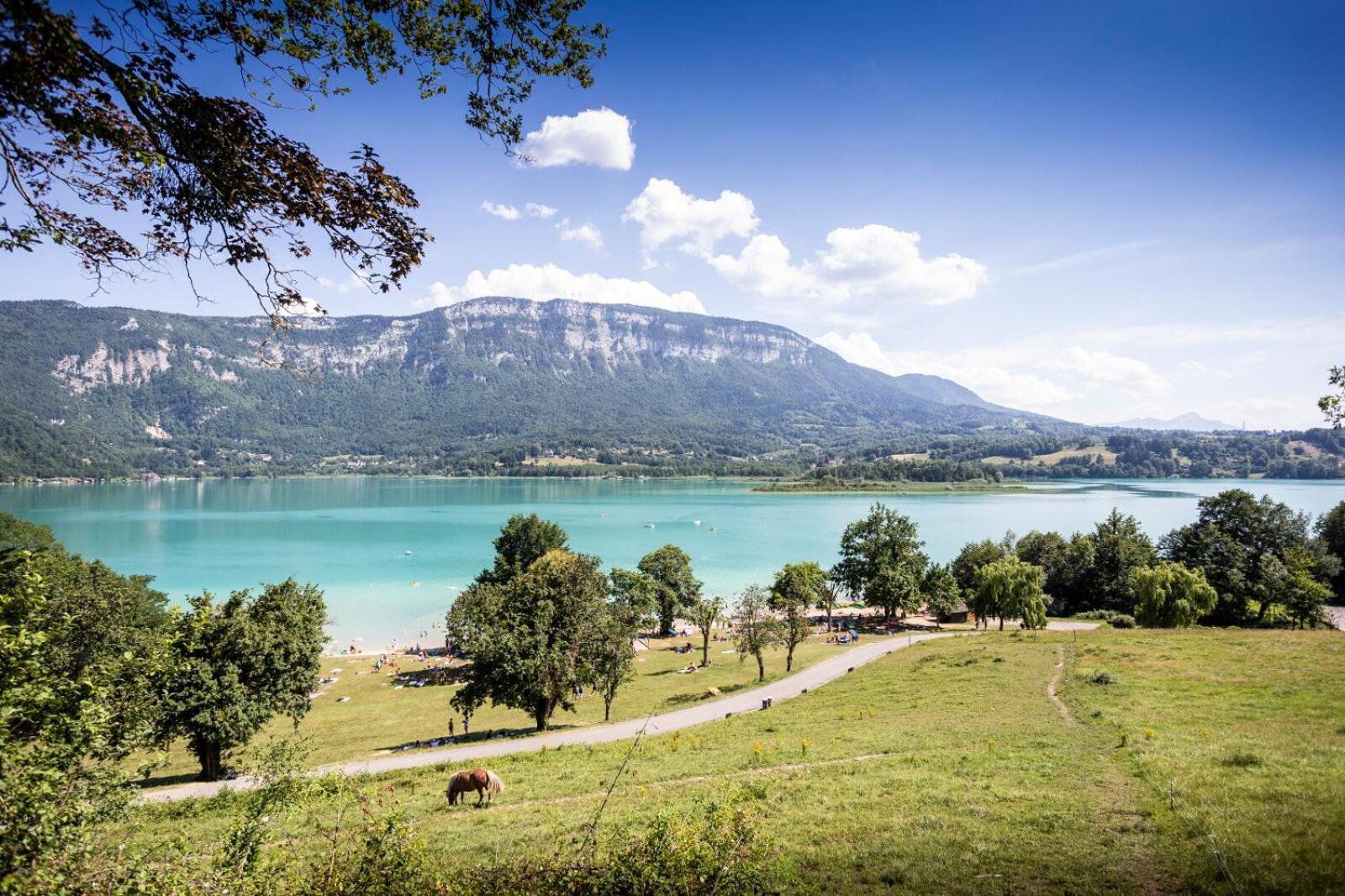 Huttopia Lac D'Aiguebelette Saint-Alban-de-Montbel Kültér fotó