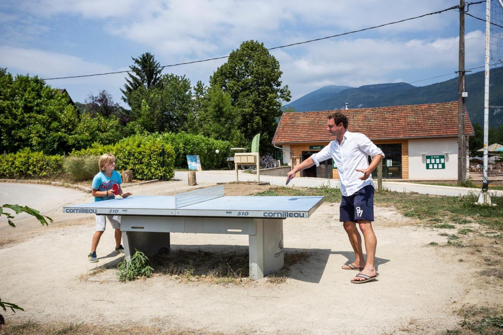 Huttopia Lac D'Aiguebelette Saint-Alban-de-Montbel Kültér fotó