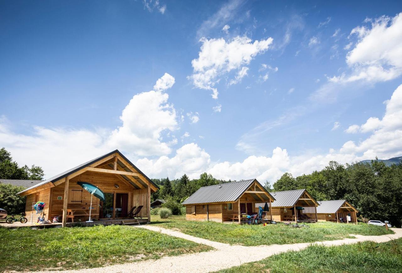 Huttopia Lac D'Aiguebelette Saint-Alban-de-Montbel Kültér fotó