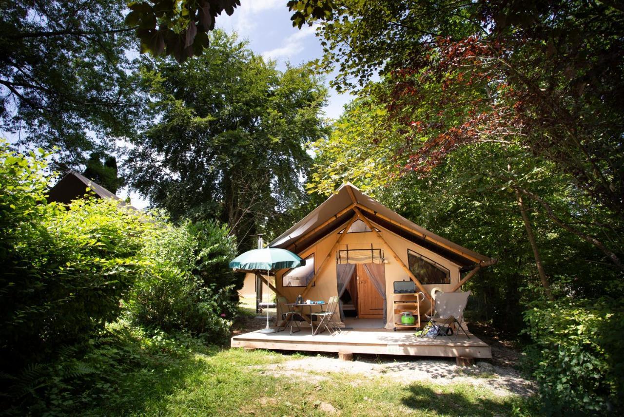Huttopia Lac D'Aiguebelette Saint-Alban-de-Montbel Kültér fotó